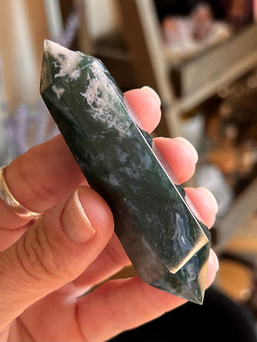 Moss Agate With Druzy Generator