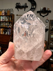 Crackle Quartz Tower