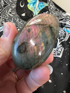 Show Stopper Labradorite Palm Stone 🌈⚡️