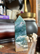 Load image into Gallery viewer, Moss Agate Tower