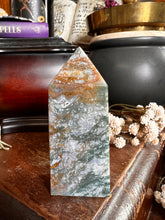 Load image into Gallery viewer, Moss Agate Tower