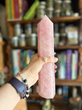 Load image into Gallery viewer, Rose Quartz Tower 1.3 kg