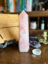 Load image into Gallery viewer, Rose Quartz Tower 1.2 kg