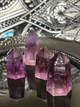 Load image into Gallery viewer, Mini Amethyst Tower