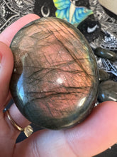 Load image into Gallery viewer, Sunset Labradorite Palm Stone 🌈⚡️