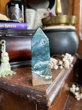 Load image into Gallery viewer, Moss Agate Tower