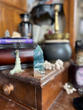 Load image into Gallery viewer, Moss Agate Tower