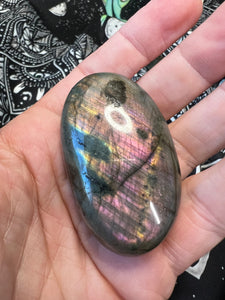 Show Stopper Labradorite Palm Stone 🌈⚡️