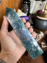 Load image into Gallery viewer, Moss Agate Tower