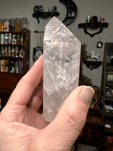 Crackle Quartz Tower