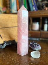 Load image into Gallery viewer, Rose Quartz Tower 1.2 kg