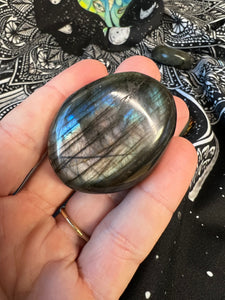 Sunset Labradorite Palm Stone 🌈⚡️